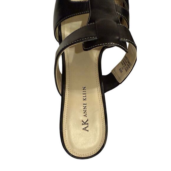 Anne Klein Women’s Black Slip In Sandals Kitten Heel Sz. 9.5 Spring Mother’s Day - Picture 5 of 6
